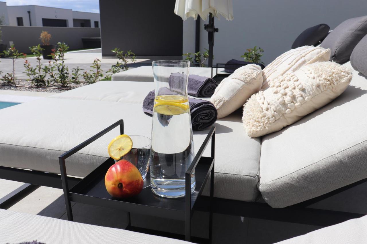 Meerbrise - Luxury Villa バニョレ エクステリア 写真